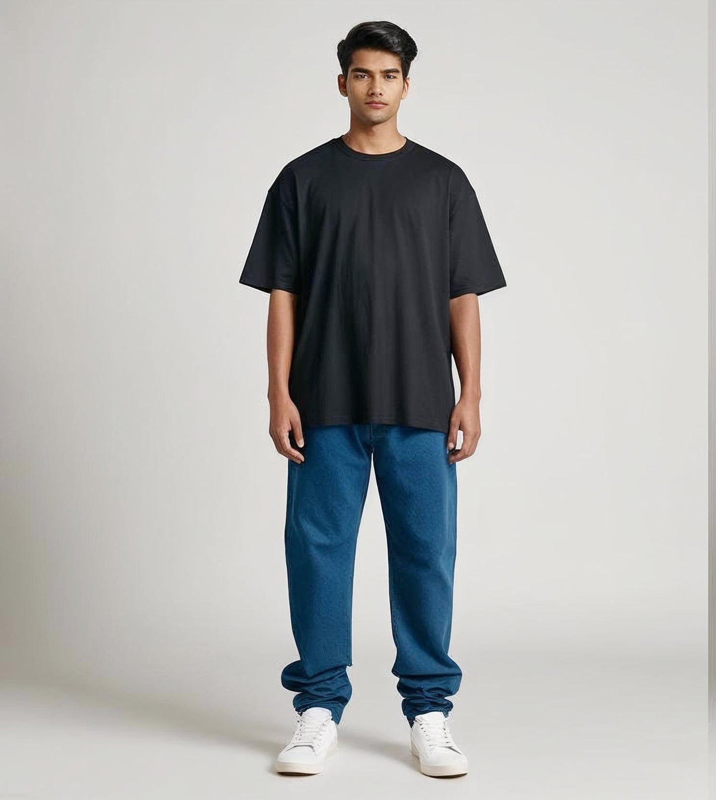 OVER SIZED FIT PLAIN BLACK T-SHIRT